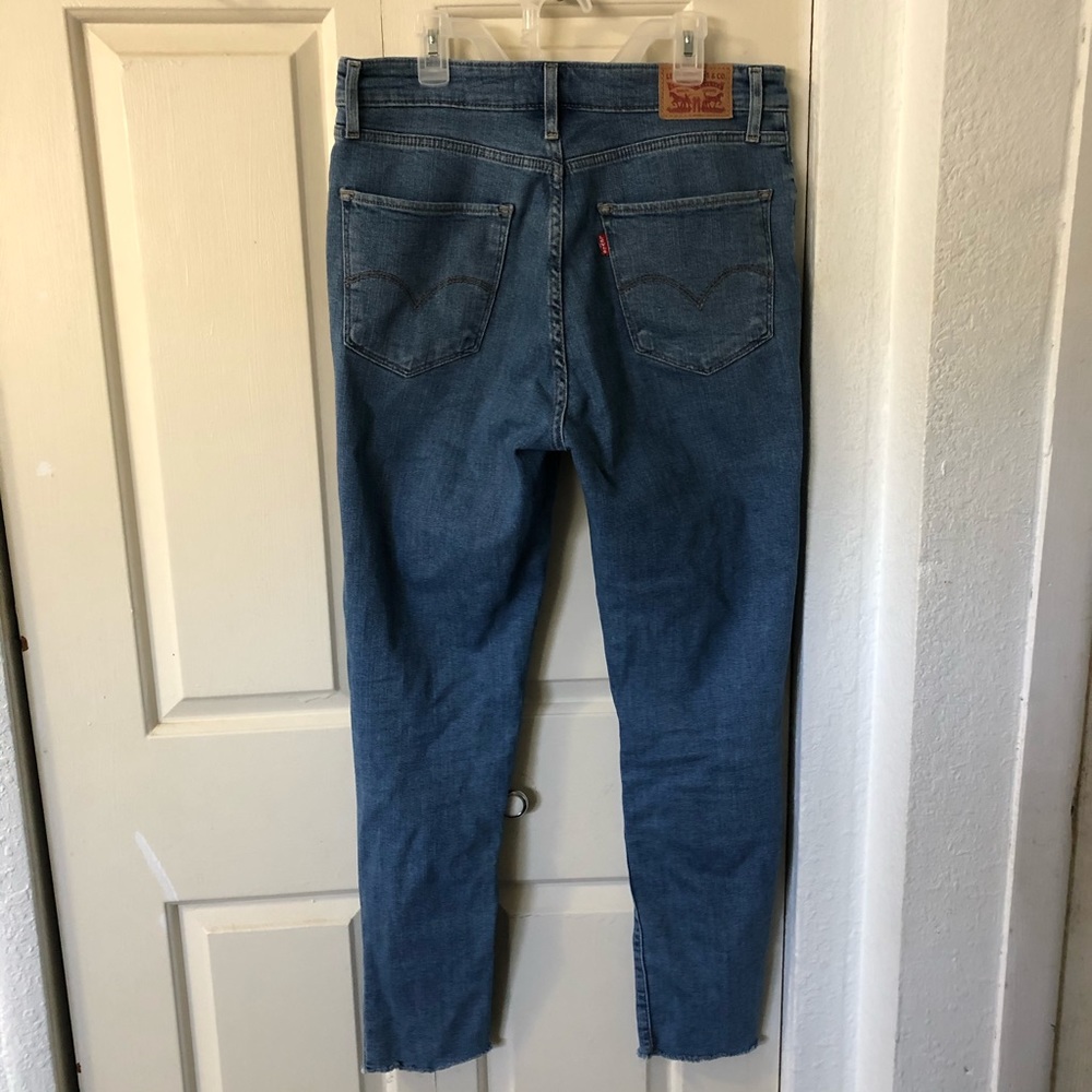 Levi’s Blue Ripped Jeans - Picture 7 of 8